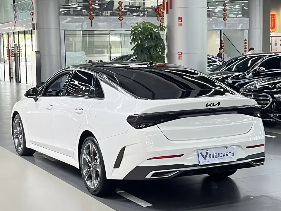 Kia K5 K5 2021 270T CVVD New Edition 2023 — thumbnail 4
