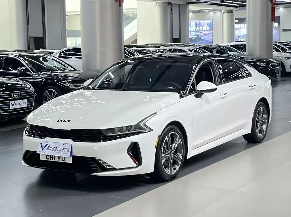 Kia K5 2023