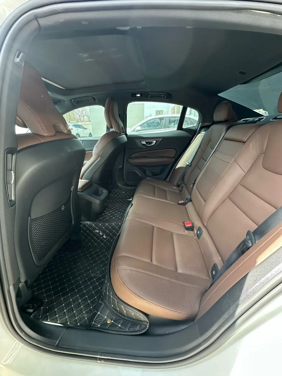Volvo S60 S60 2025 Volvo S60 2025 B4 Zhiyi Luxury Edition 2025 — thumbnail 4