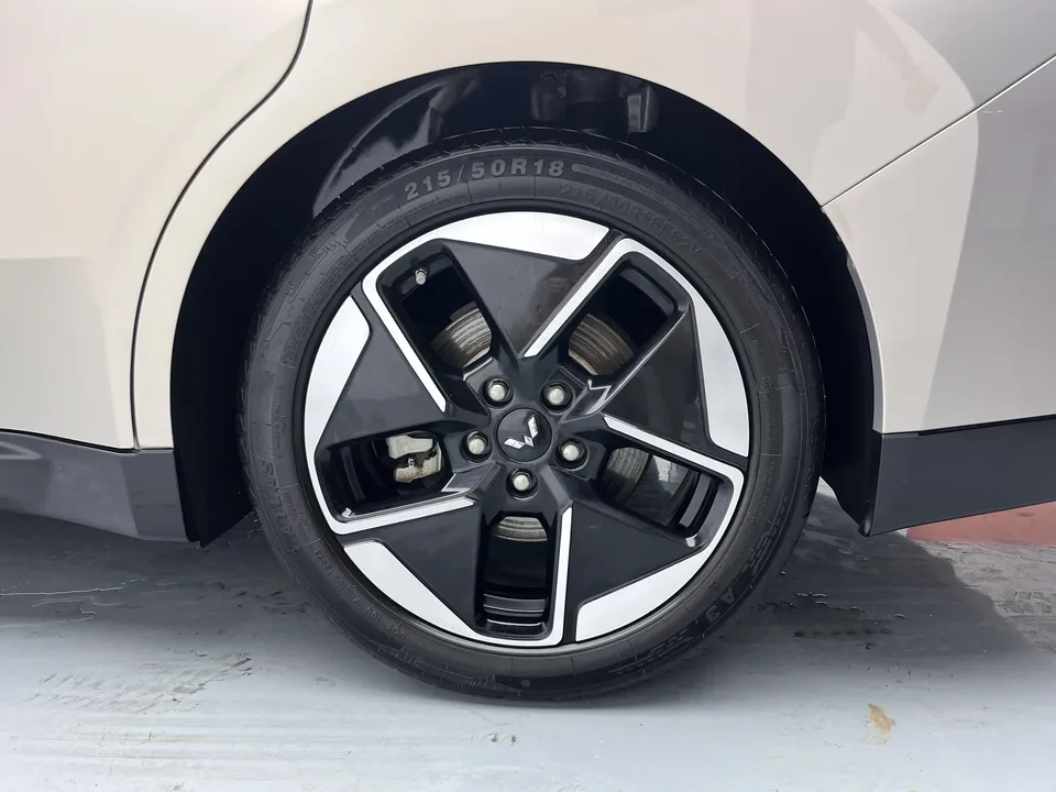 Wuling Starlight EV 2024