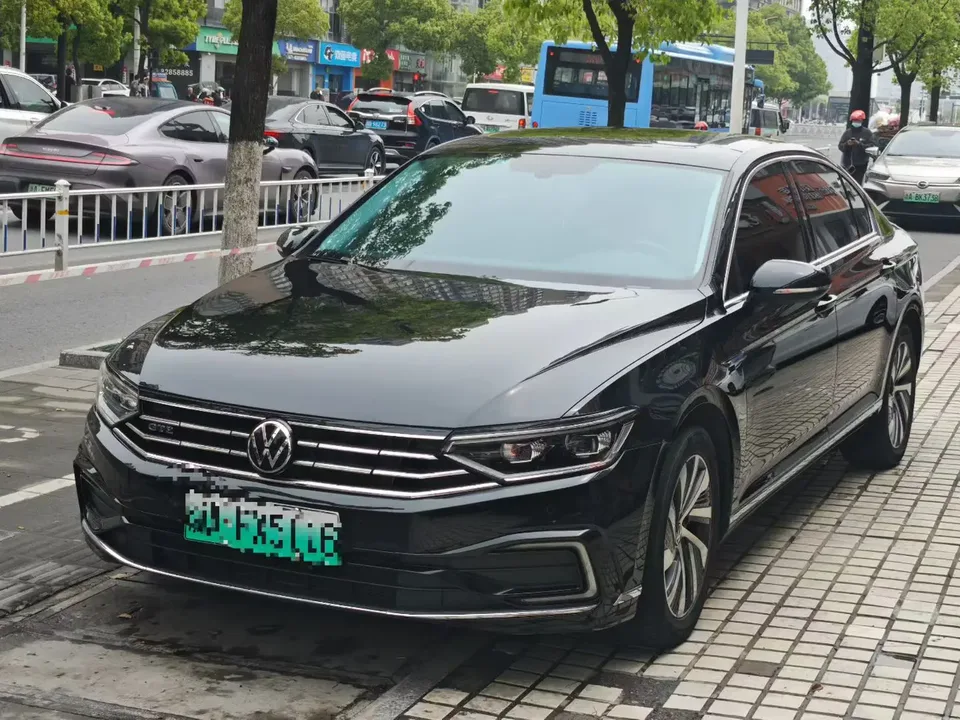Volkswagen Magotan PHEV 2022