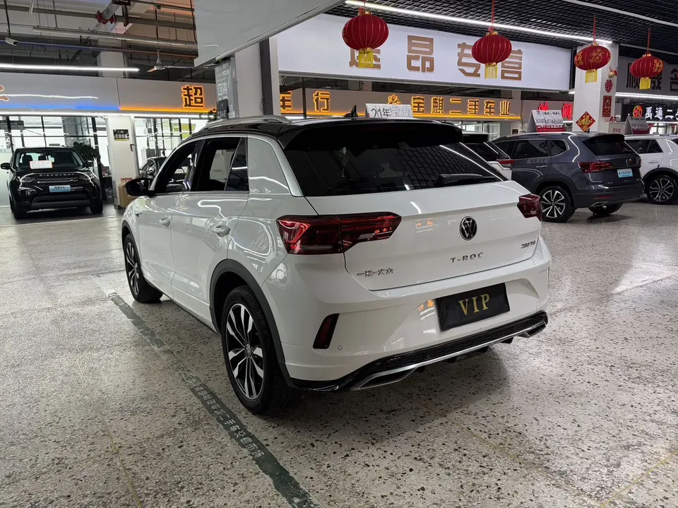 Volkswagen T-Roc Tanyue 280TSI DSG 2WD R-Line Pro PLUS 2023 — миниатюра 4