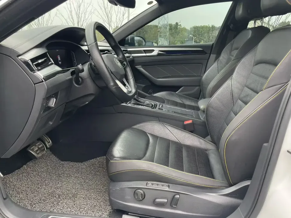 Volkswagen Arteon CC 2023 Volkswagen CC 2023 380TSI Eye-catching Edition 2023 — thumbnail 5