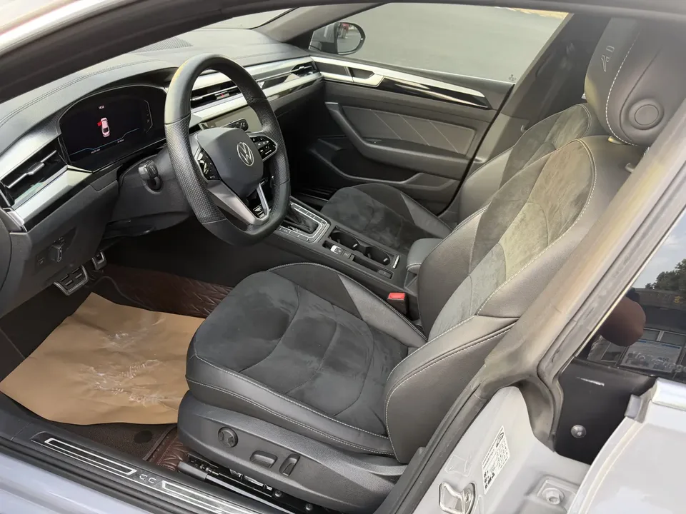 Volkswagen Arteon Volkswagen CC 2023 330TSI Dazzling Edition 2022 — миниатюра 5