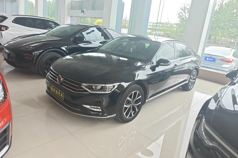 Volkswagen Magotan 2022