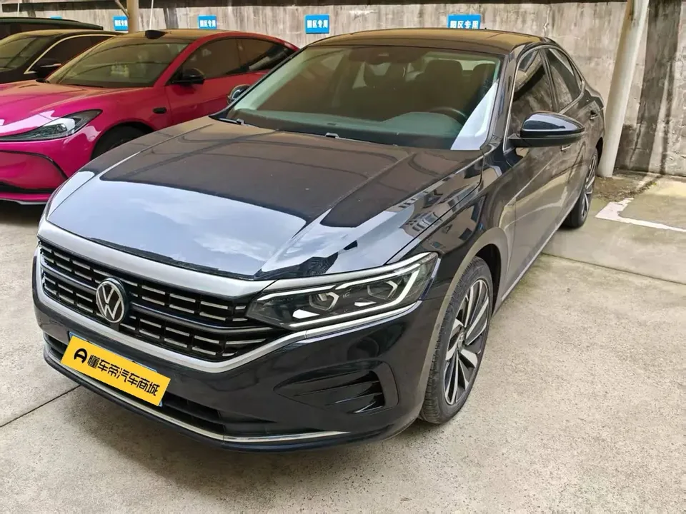 Volkswagen Passat 2022