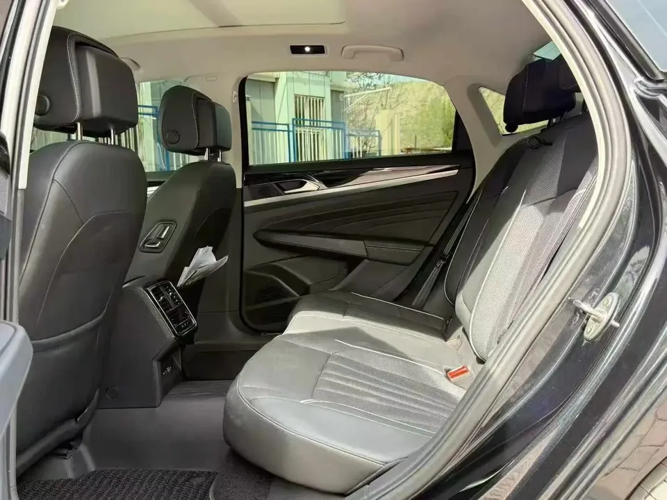 Volkswagen Passat Passat 2024 380TSI Starry Sky Deluxe Edition 2024 — миниатюра 3