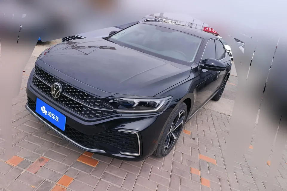 Volkswagen Passat 2023