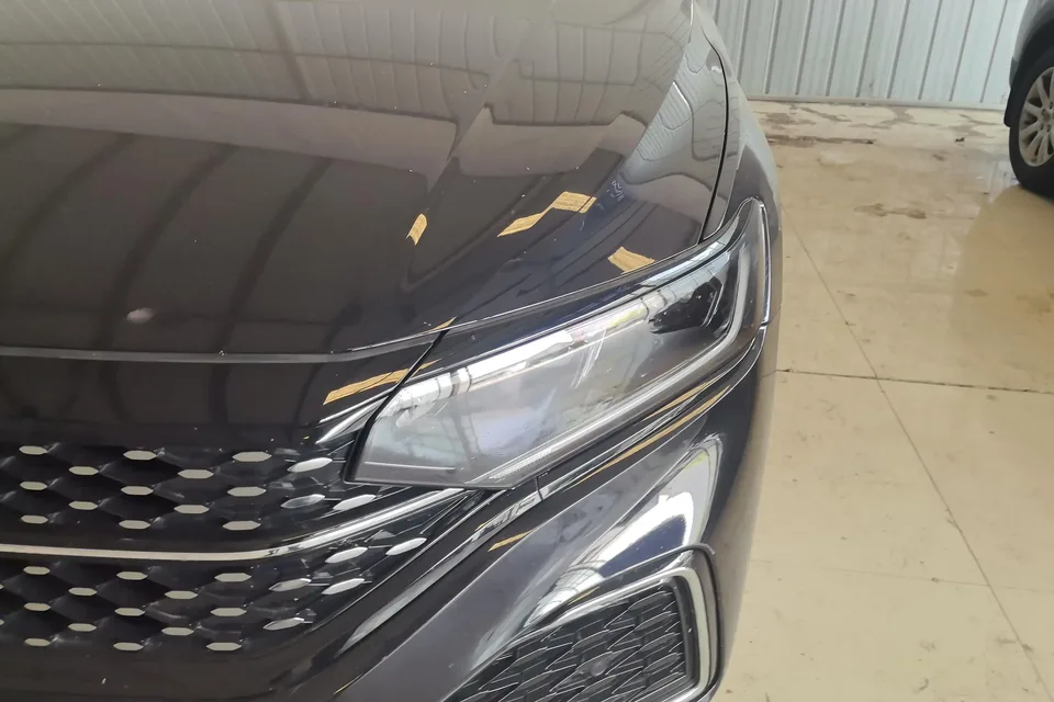 Volkswagen Passat Outstanding Model 380TSI Longteng Edition 2024 — миниатюра 4