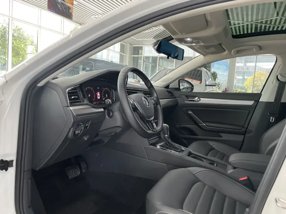 Volkswagen Lamando facelift 280TSI DSG comfort version 2022 — миниатюра 5