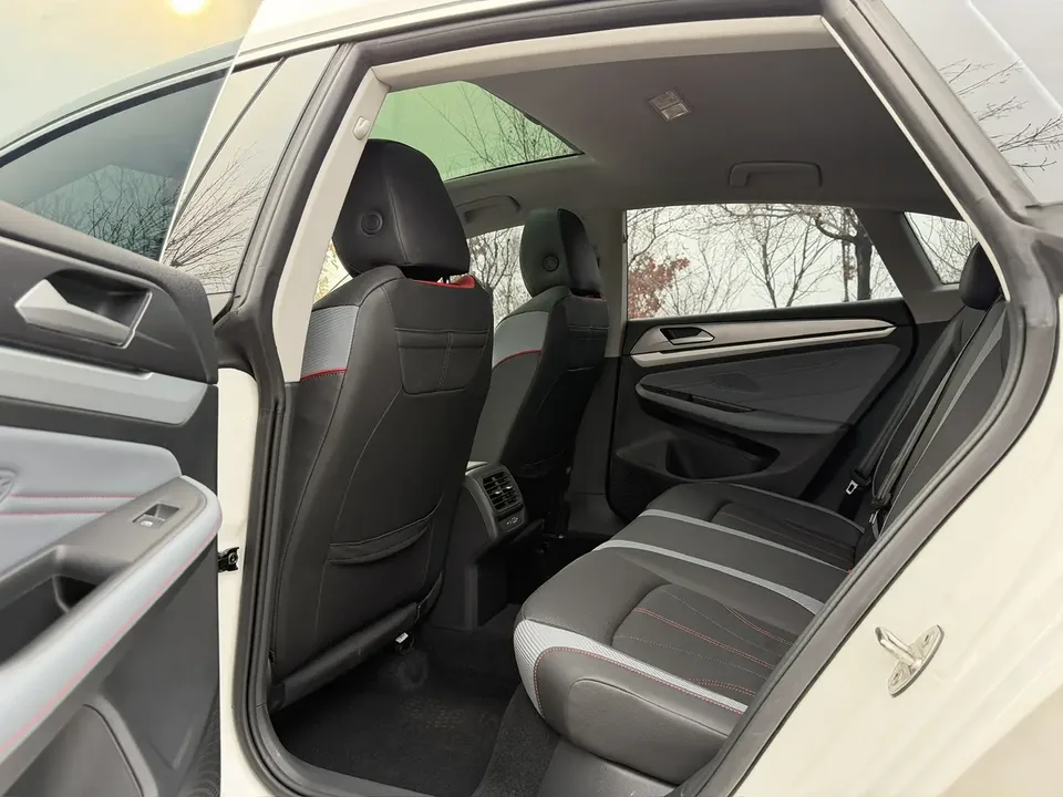 Volkswagen Lamando Lingdu Lingdu L 280TSI DSG Cool Edition 2023 — миниатюра 5