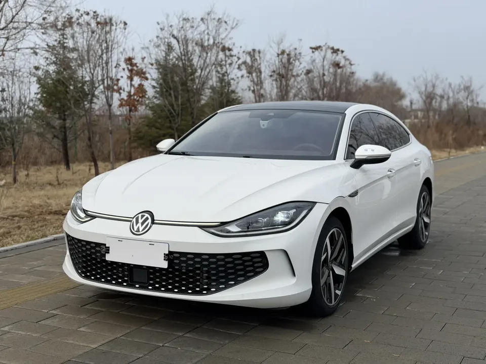 Volkswagen Lamando Lingdu Lingdu L 280TSI DSG Cool Edition 2023 — фото 1, купить с доставкой в Москву
