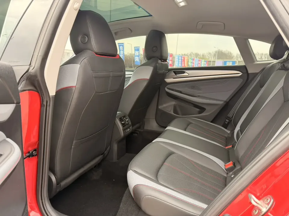 Volkswagen Lamando Lingdu Lingdu L 280TSI DSG Cool Edition 2023 — миниатюра 3