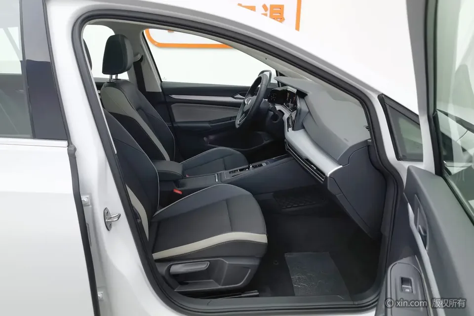 Volkswagen Golf Golf 2023 280TSI DSG Pro 2023 — миниатюра 2