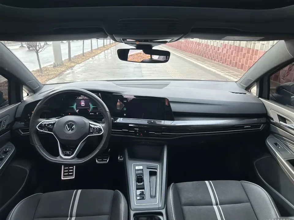 Volkswagen Golf Golf 2021 280TSI DSG R-Line 2022 — миниатюра 4