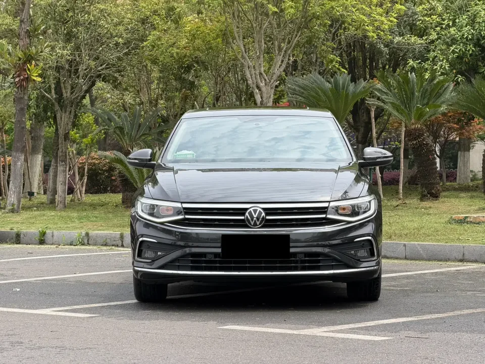 Volkswagen Bora 2023