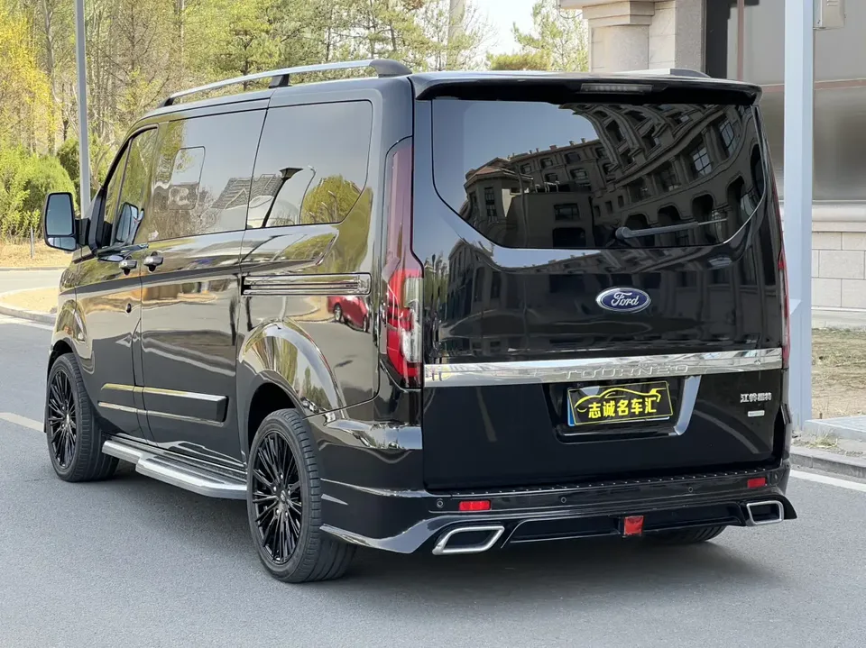 Ford Toureo 2.0T automatic front-wheel drive 7-seat original customized version 2024 — миниатюра 4