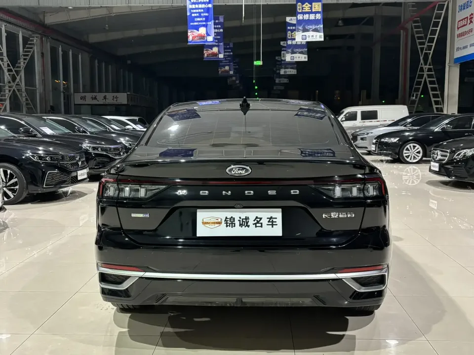 Ford Mondeo EcoBoost 245 Extreme Edition 2023 — миниатюра 5