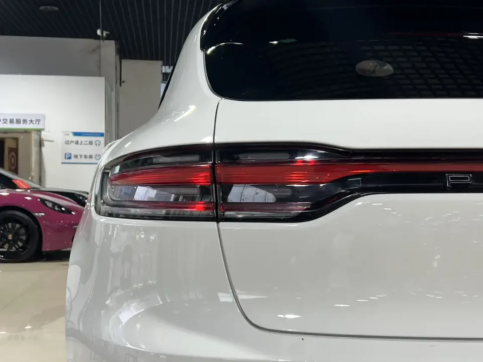 Porsche Macan Macan 2023 Macan 2.0T 2023 — thumbnail 3