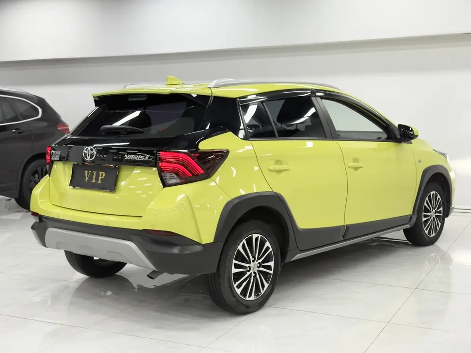 Toyota Yaris L YARiS L Zhixuan 2022 Zhixuan X 1.5L CVT luxury PLUS version 2023 — миниатюра 2