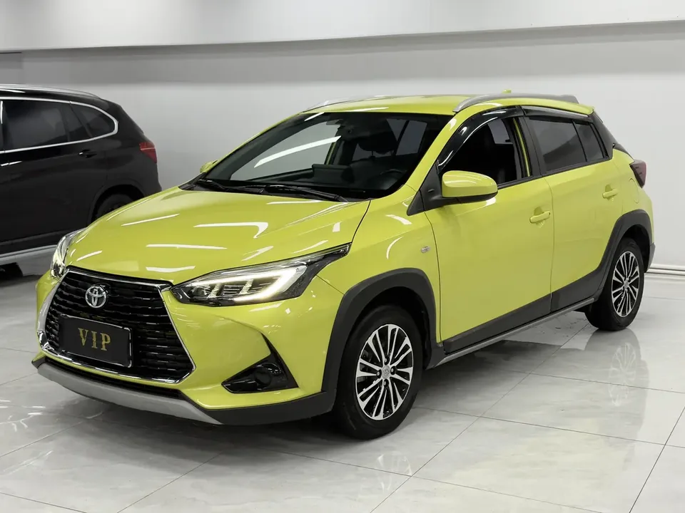 Toyota Yaris L 2023