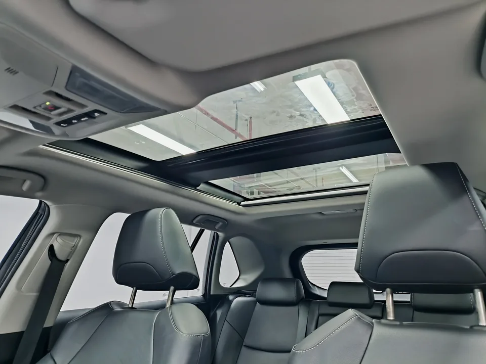 Toyota RAV4 RAV4 Rongfang 2023 2.0L CVT 2WD Fashion PLUS Edition 2024 — миниатюра 5