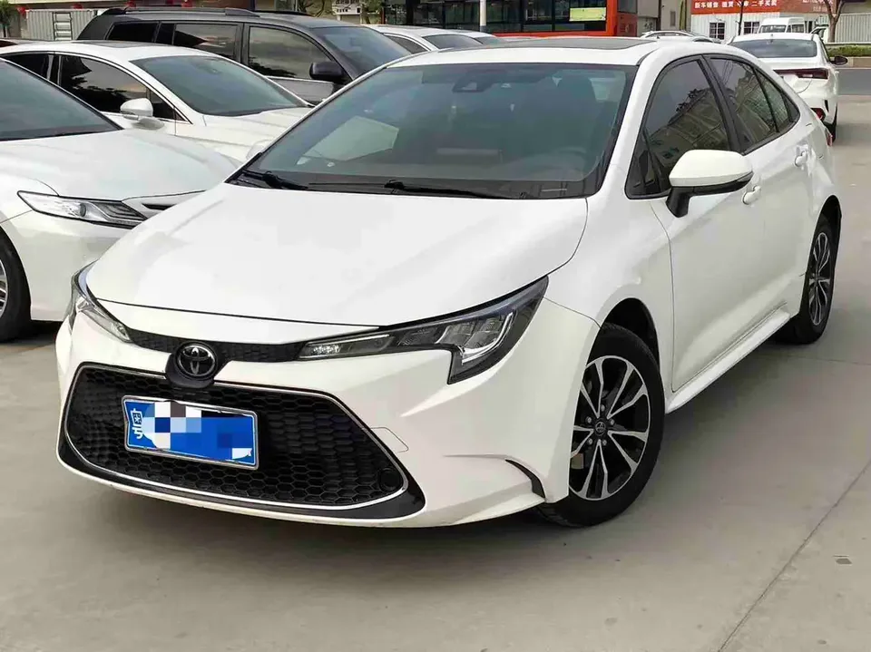 Toyota Levin 2022 Lelink 185T CVT Luxury Edition 2022 — фото 1, купить с доставкой в Москву