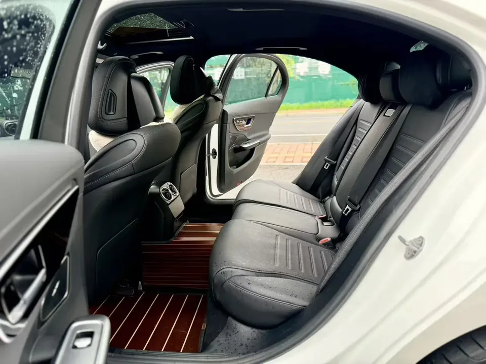 Mercedes-Benz C-Class Mercedes Benz C Class 2023 Mercedes-Benz C-Class 2023 C 200 L Sports Edition 2023 — thumbnail 4
