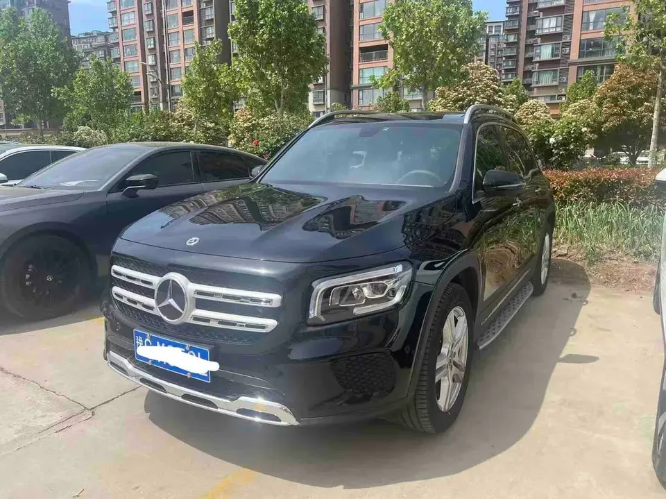 Mercedes-Benz GLB-Class 2023