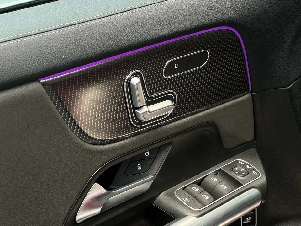 Mercedes-Benz Mercedes Benz EQA Mercedes-Benz EQA 2022 EQA 300 4MATIC First Edition 2024 — миниатюра 2
