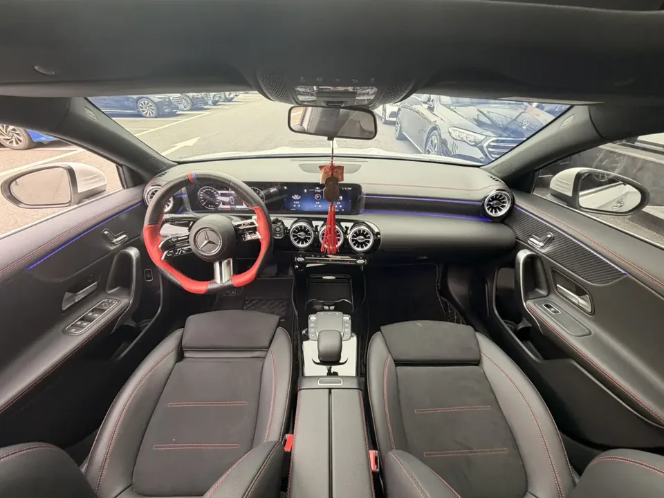 Mercedes-Benz Mercedes Benz A Class Mercedes-Benz A-Class 2023 A 200 L Sports Sedan Fashion Edition 2023 — миниатюра 2