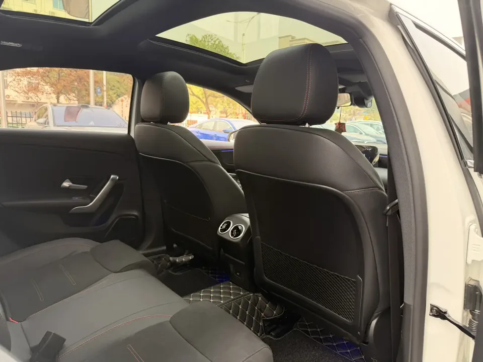 Mercedes-Benz Mercedes Benz A Class Mercedes-Benz A-Class 2023 A 200 L Sports Sedan Fashion Edition 2023 — миниатюра 5