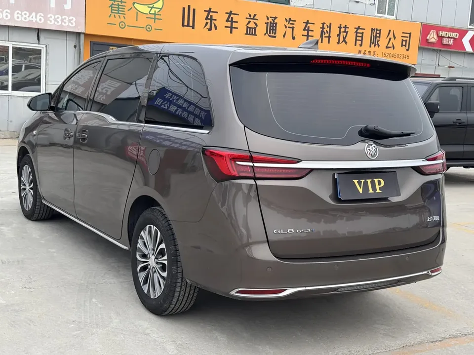 Buick GL8 GL8 2023 Buick GL8 2023 Land Business Class 2.0T Comfort Edition 2023 — thumbnail 4
