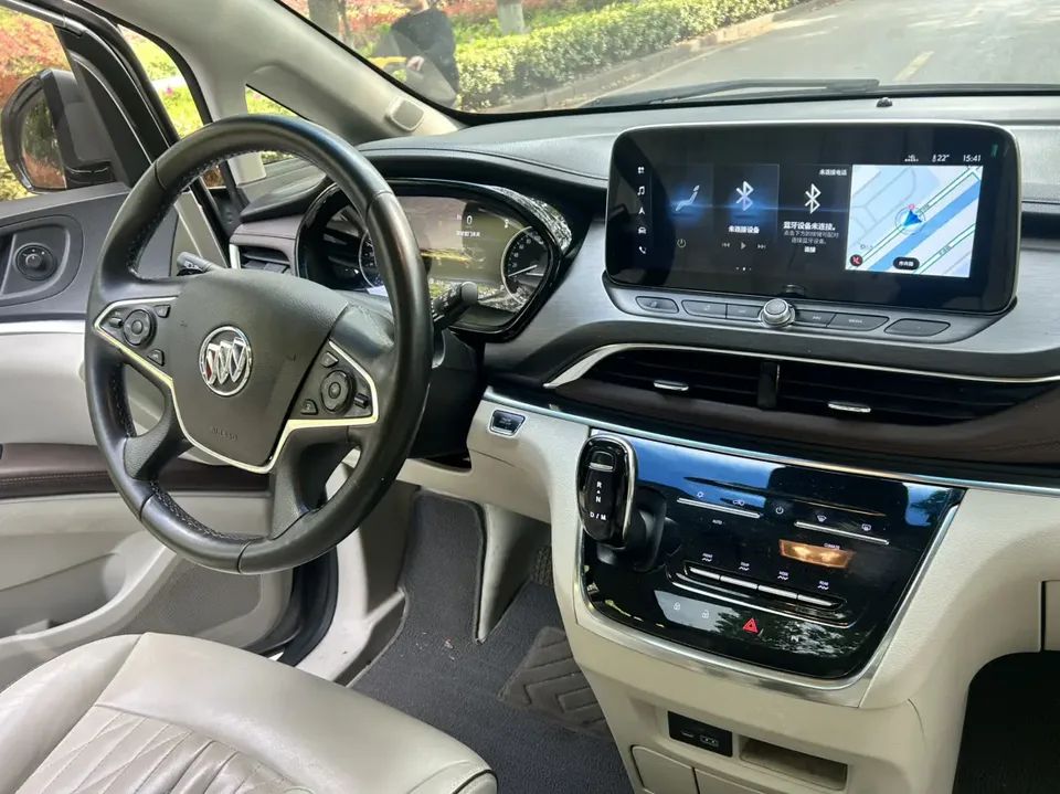 Buick GL8 Buick GL8 2022 Land Business Class 652T Luxury Edition 2023 — миниатюра 5