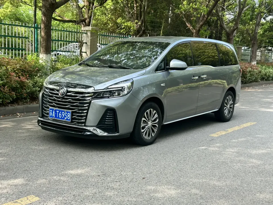 Buick GL8 2023