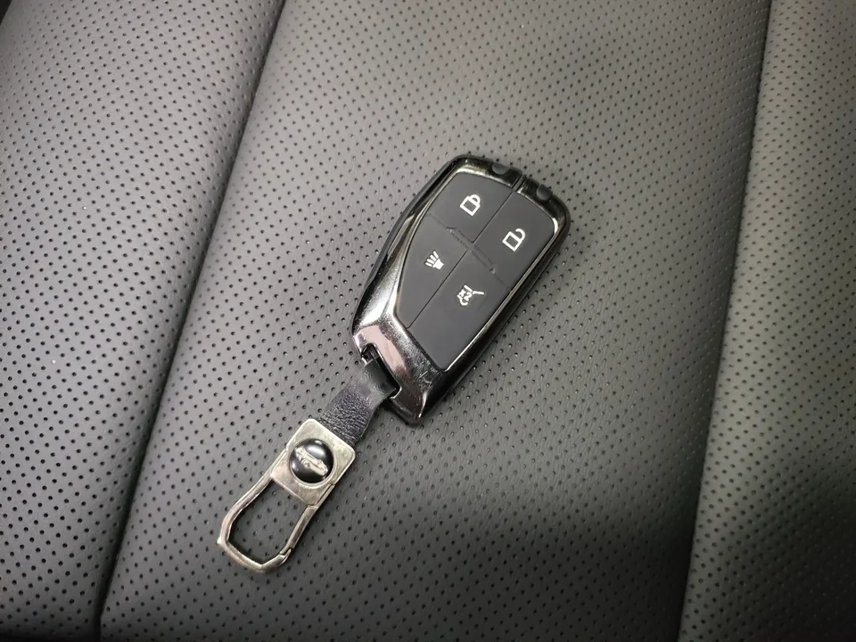 Buick Envision Envision Envision Plus 652T Five-seat Two-wheel Drive Luxury Model 2024 — миниатюра 4