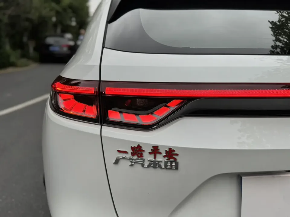 Honda VEZEL 1.5L CVT technology version 2024 — миниатюра 3