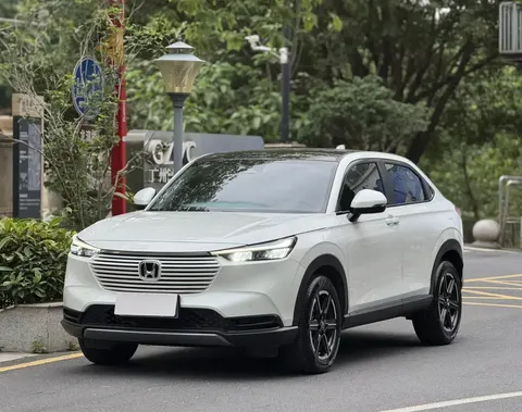 Honda VEZEL 2024 купить в Москве