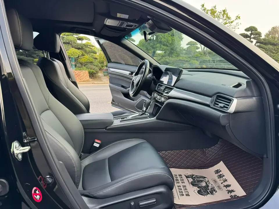Honda Inspire Inship 2022 260TURBO Exquisite Edition 2023 — миниатюра 3