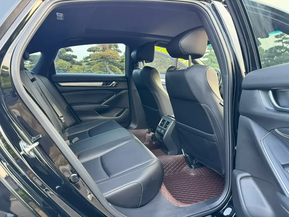 Honda Inspire Inship 2022 260TURBO Exquisite Edition 2023 — миниатюра 5