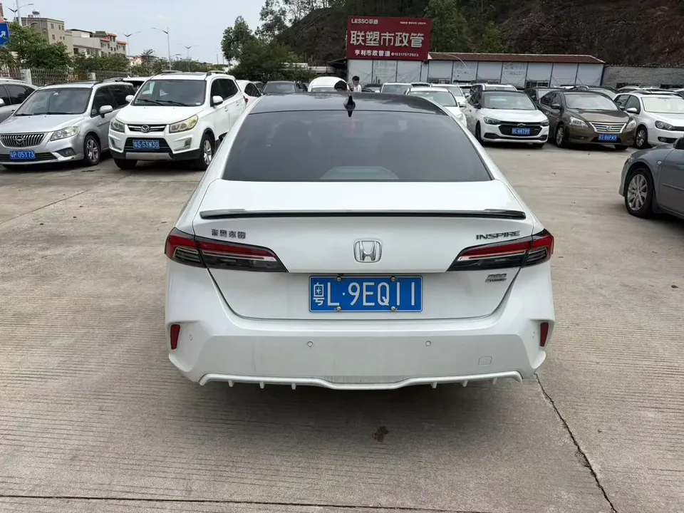 Honda Inspire 260TURBO Exquisite Edition 2024 — миниатюра 4