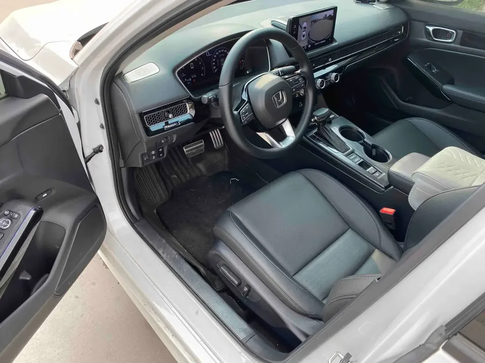 Honda Integra 240TURBO CVT Fantasy NightLuxury Edition 2025 — миниатюра 4