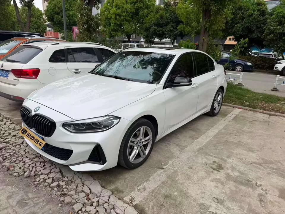 BMW 1 Series 1 Series 2023 BMW 1 Series 2023 120i M Sport Night Edition 2023 — photo 1, buy with delivery to Moscow