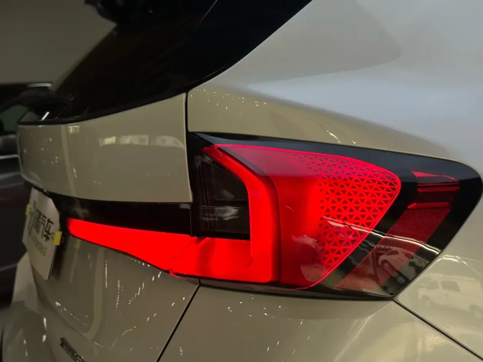 BMW X1 sDrive25Li M Sport Package 2024 — миниатюра 4