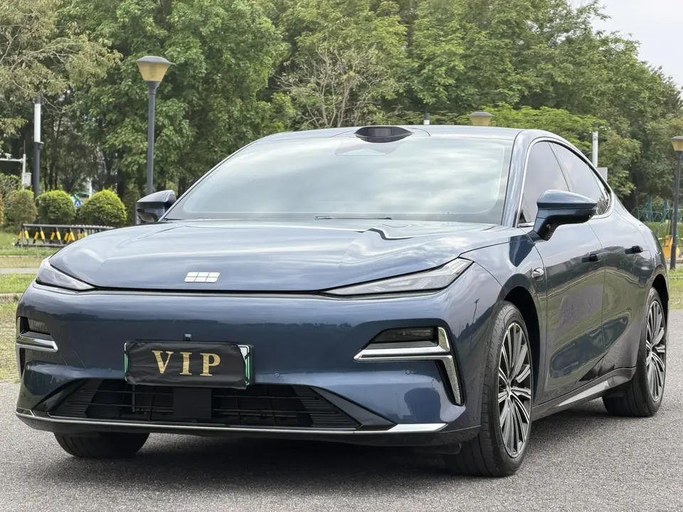 Geely Galaxy Star 8 PHEV 2025