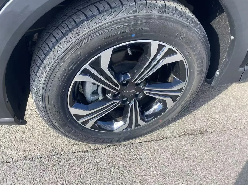 Jetour Jietu X70S 1.5T DCT Vibrant Edition 2022 — миниатюра 3