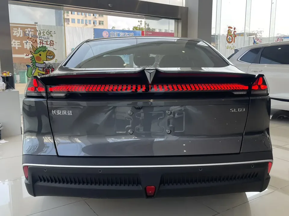 Deepal dark blue SL03 Dark blue SL03 2025 220 Extended Range Sports 2026 — миниатюра 2