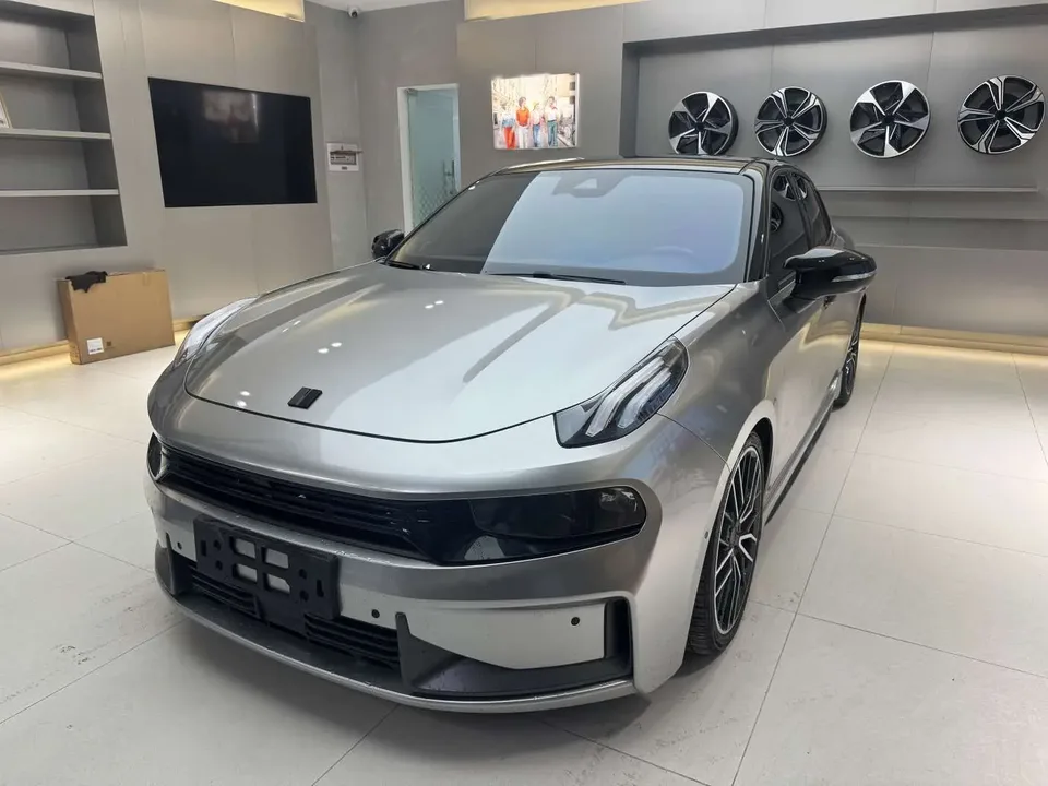 Lynk & Co 03 2022