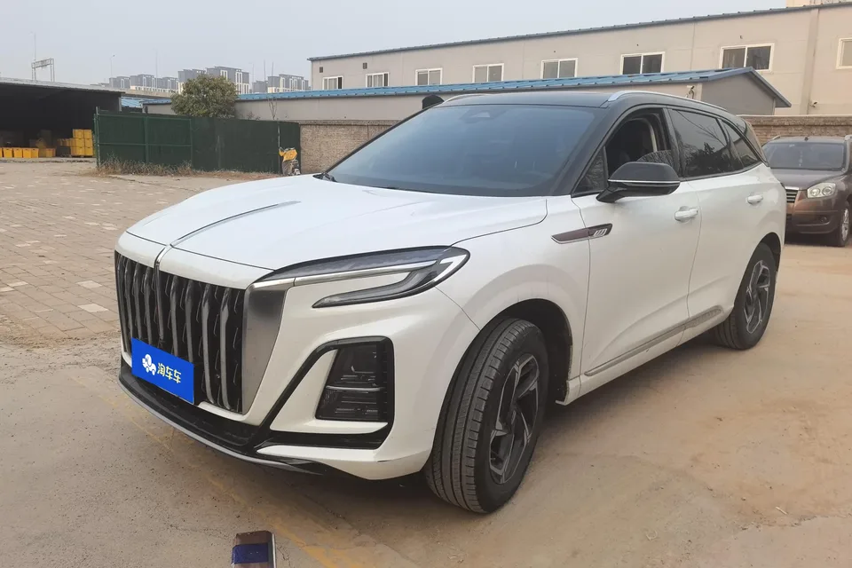 Hongqi HS3 2023