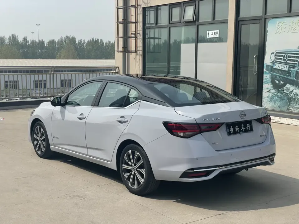 Nissan Sylphy Super Hybrid Electric Drive Ultra Luxury Ultra 2023 — миниатюра 2